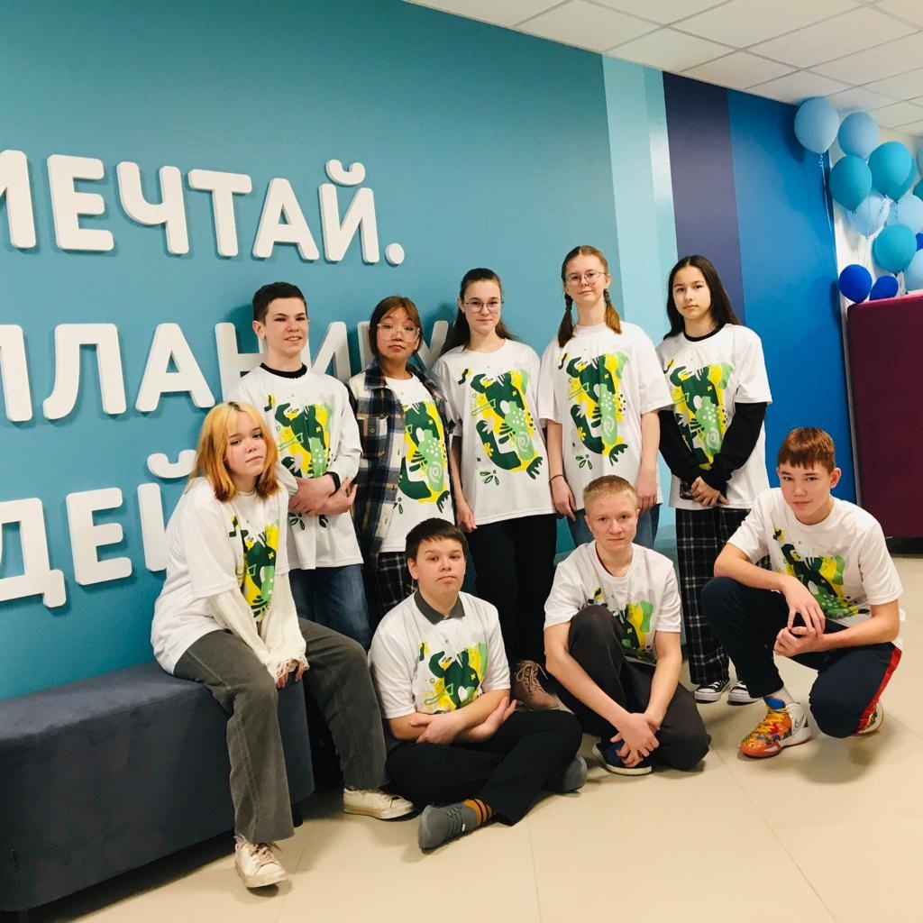 Начала работу весенняя многопрофильная смена.